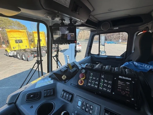 2025 Peterbilt 520 in Clarksburg, WV — photo 9