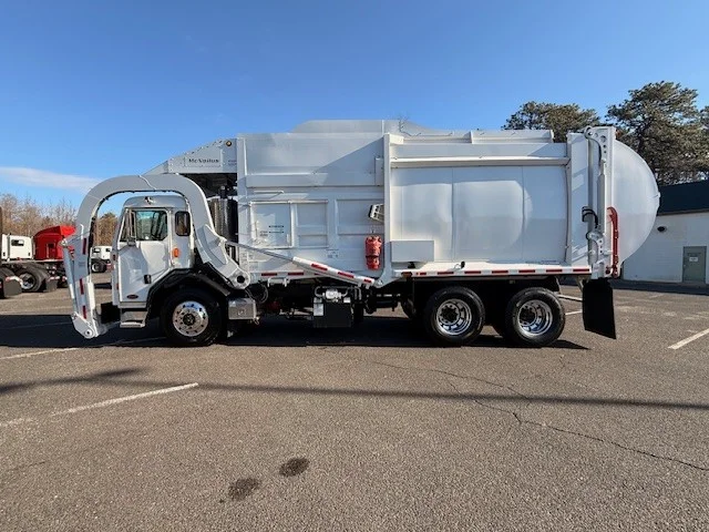 2025 Peterbilt 520 in CLARKSBURG, WV — photo 6