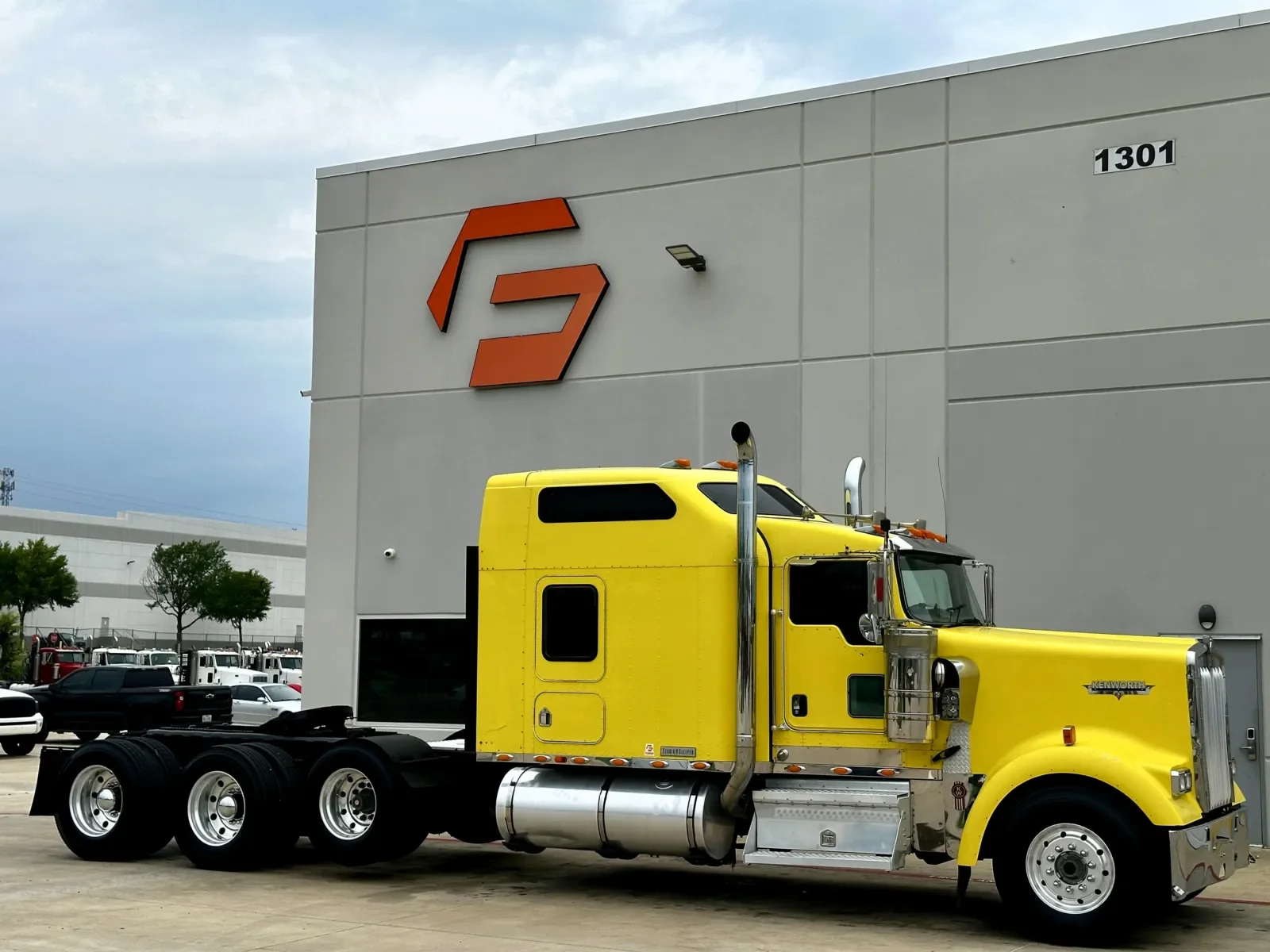 2004 Kenworth W900