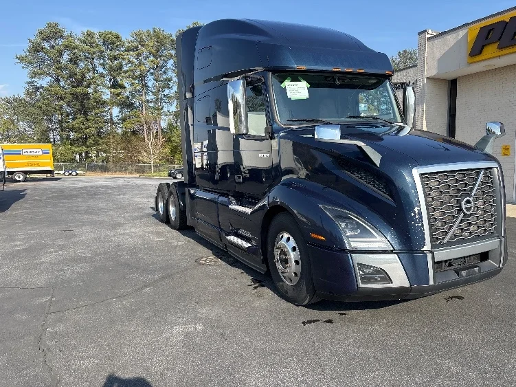 2020 Volvo VNL 760 in Atlanta (Forest Park), GA