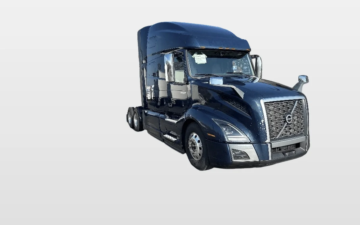 2020 Volvo VNL 760 - image 1