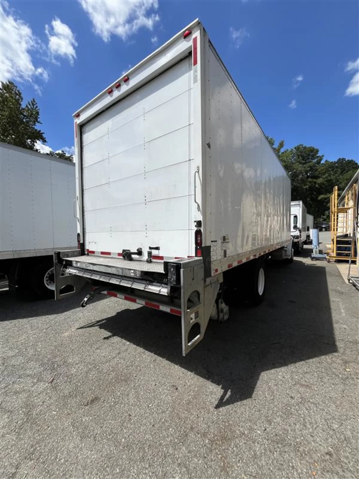 2019 Freightliner M2 106 in Ashland, VA — photo 4