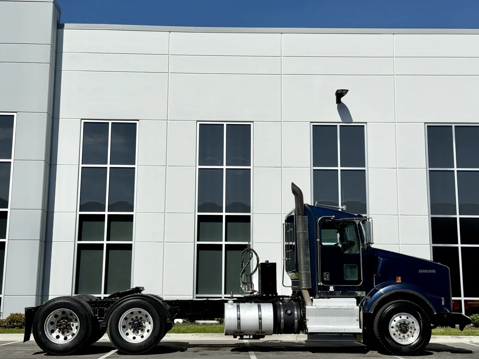 2015 Kenworth T800 in New Lenox, IL — photo 3