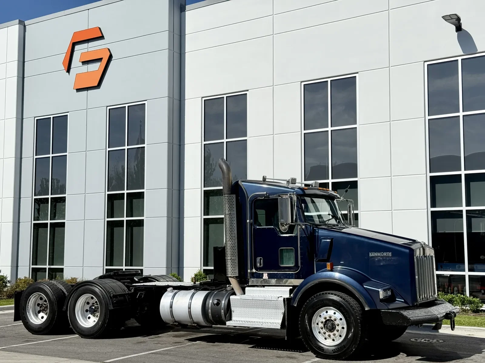 2015 Kenworth T800 in New Lenox, IL — photo 2