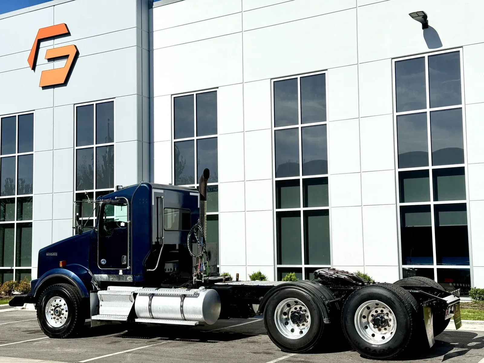 2015 Kenworth T800 in New Lenox, IL — photo 6