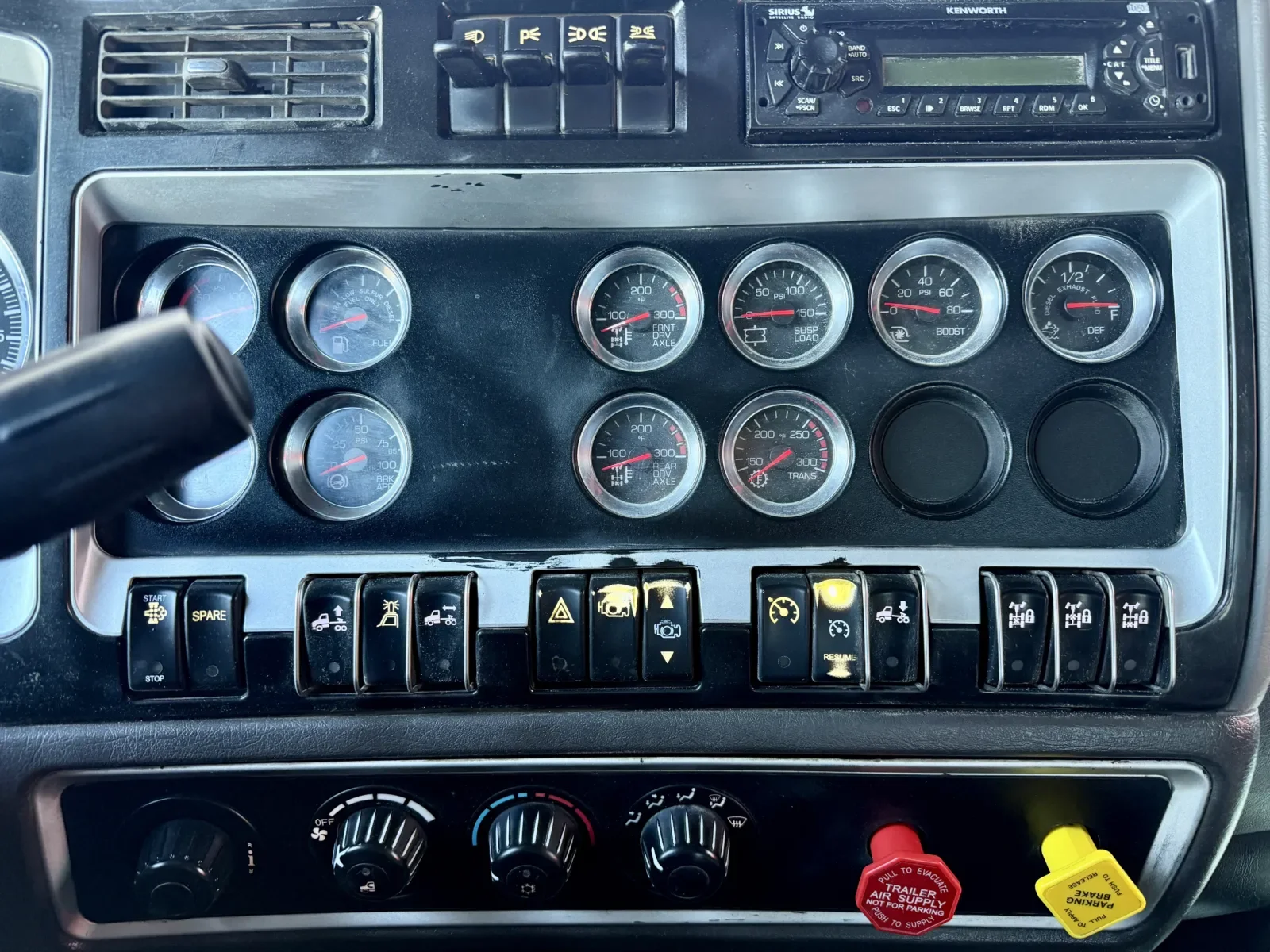 2015 Kenworth T800 in New Lenox, IL — photo 18