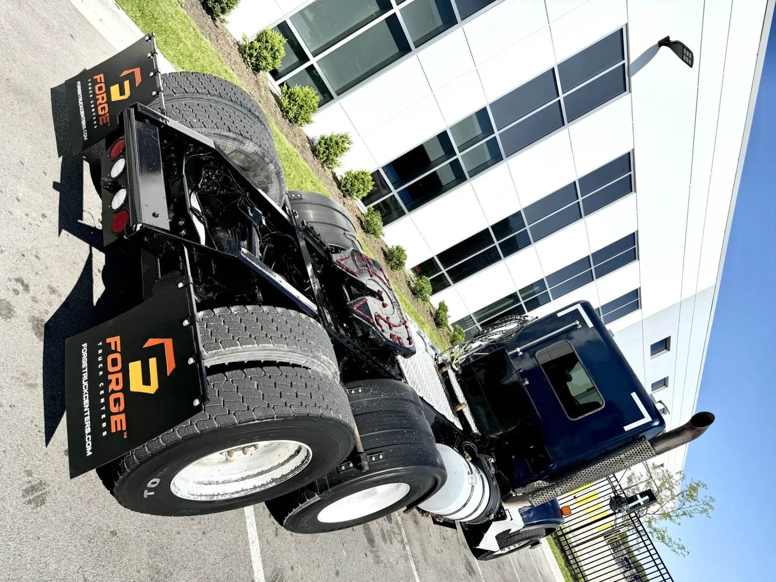 2015 Kenworth T800 in New Lenox, IL — photo 11