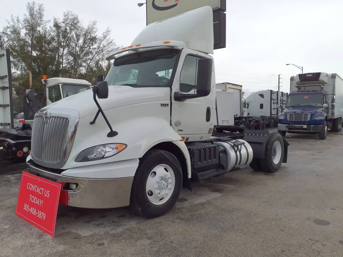 2019 International RH - image 3