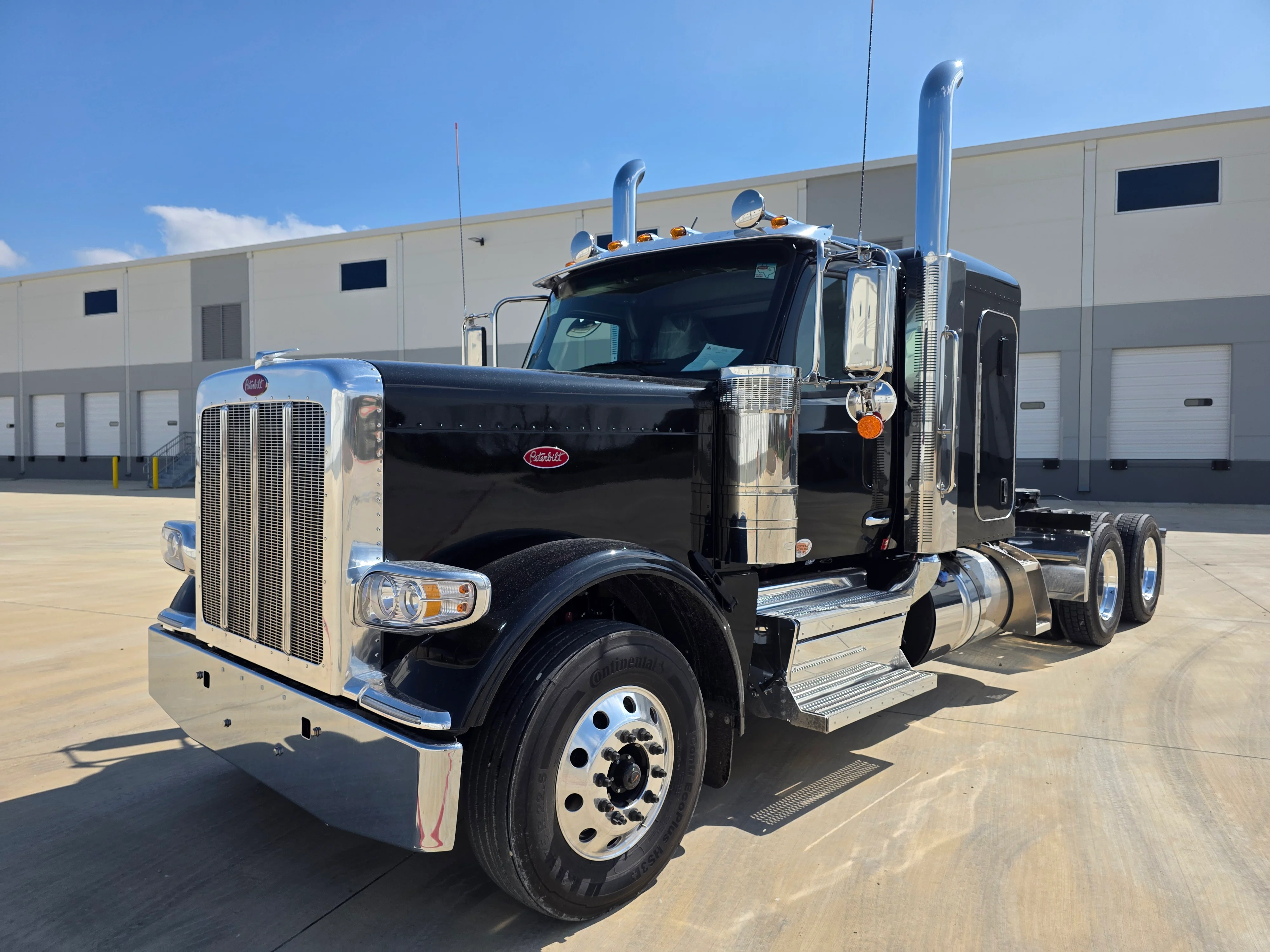 2027 Peterbilt 589 in Portland, OR