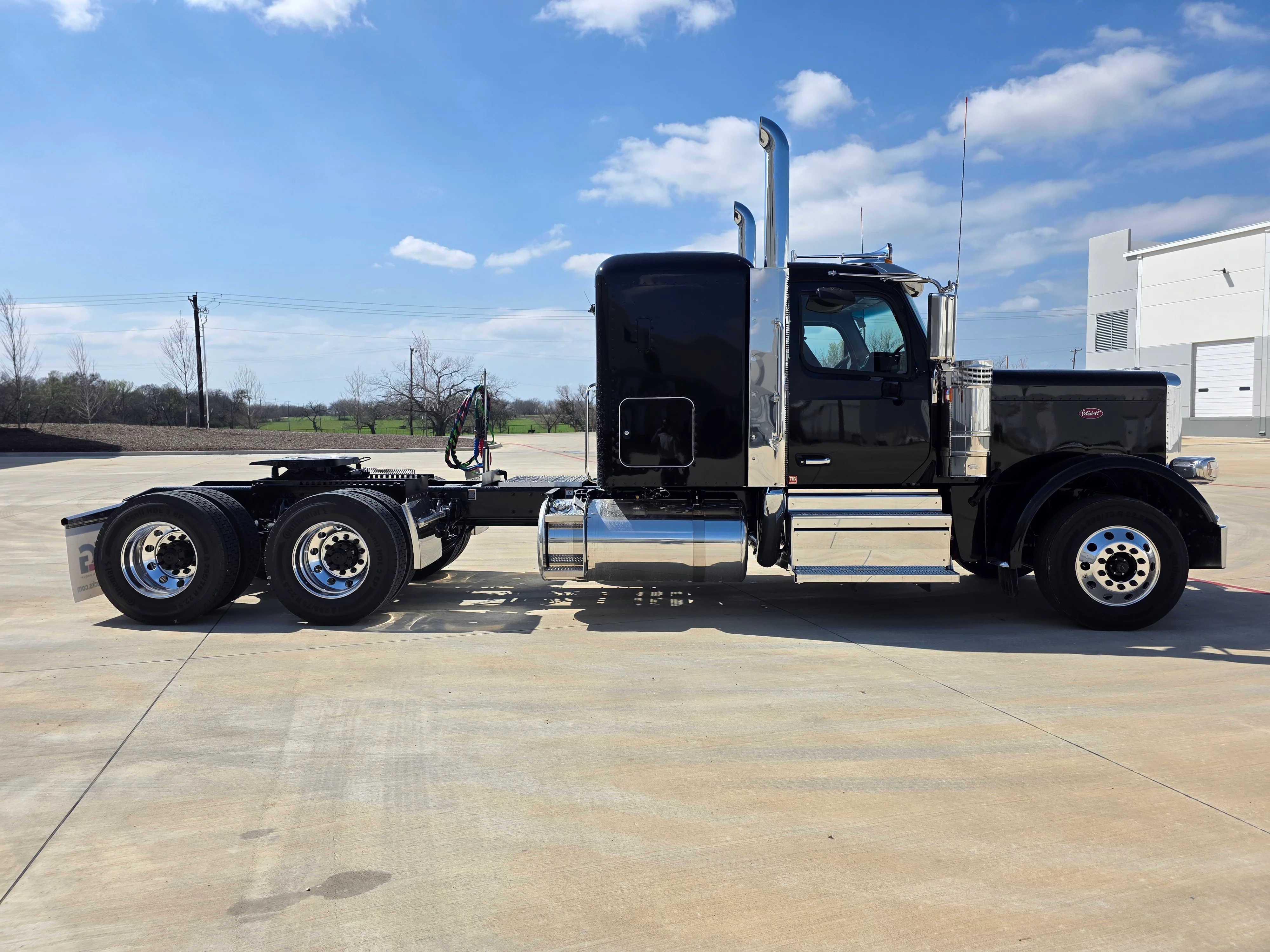 2027 Peterbilt 589 in Portland, OR — photo 6