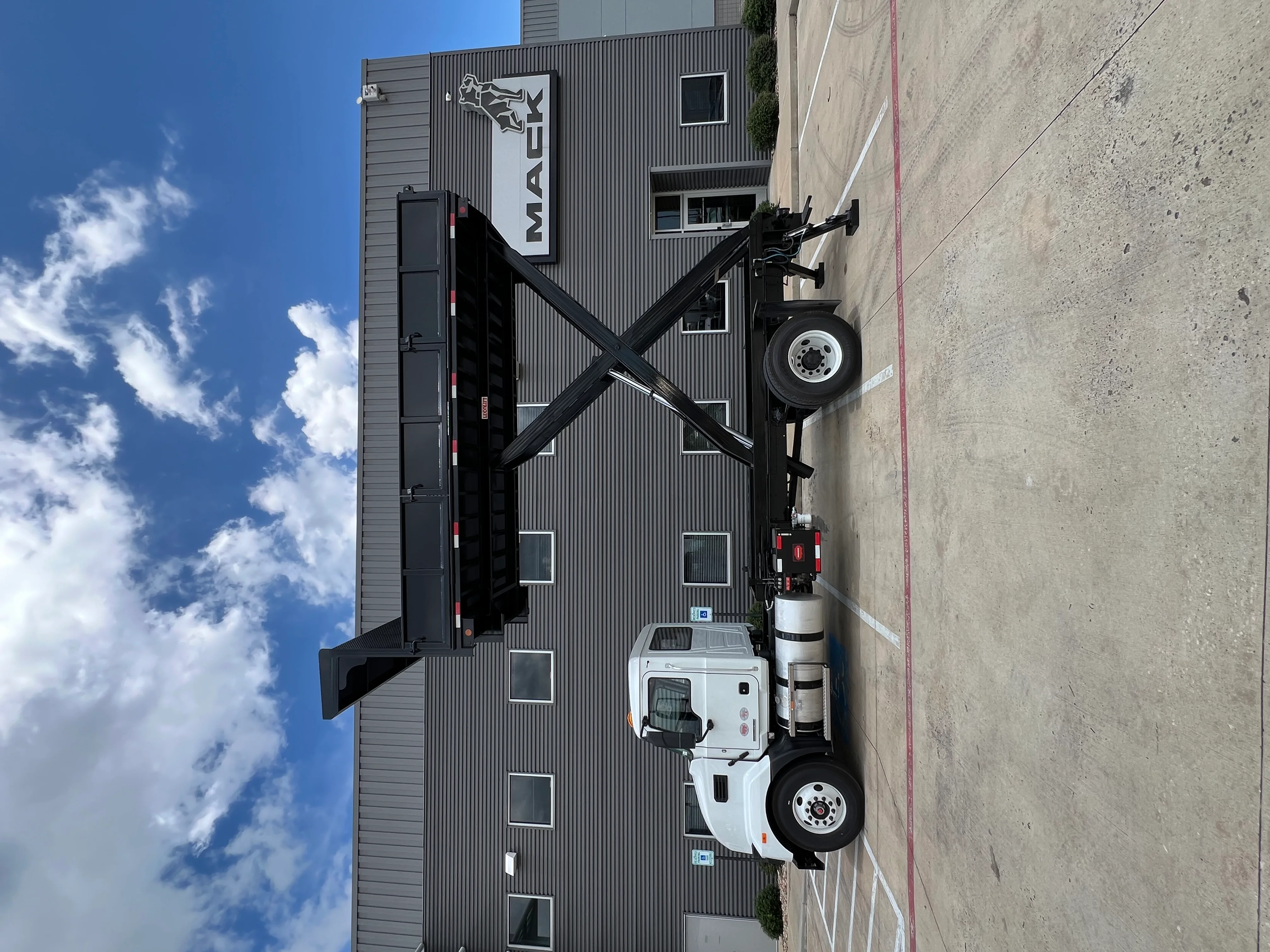 2025 Mack MD in Houston, TX — photo 6