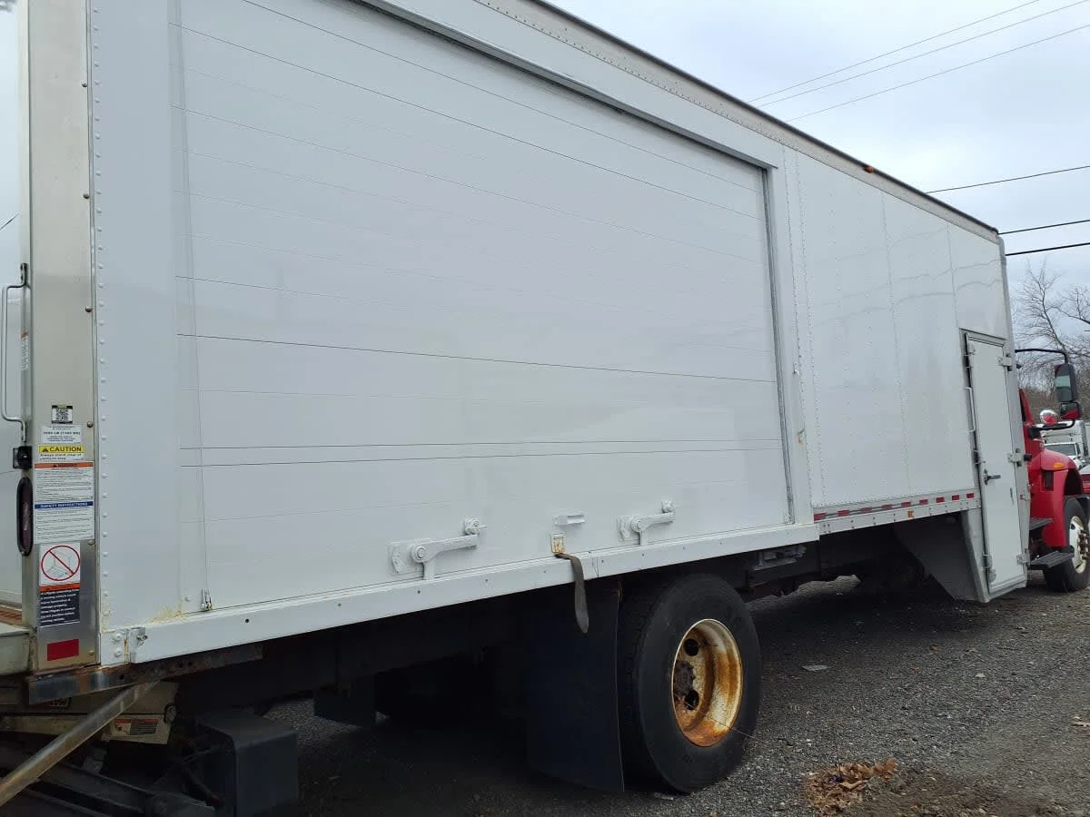 2020 International MV - image 4