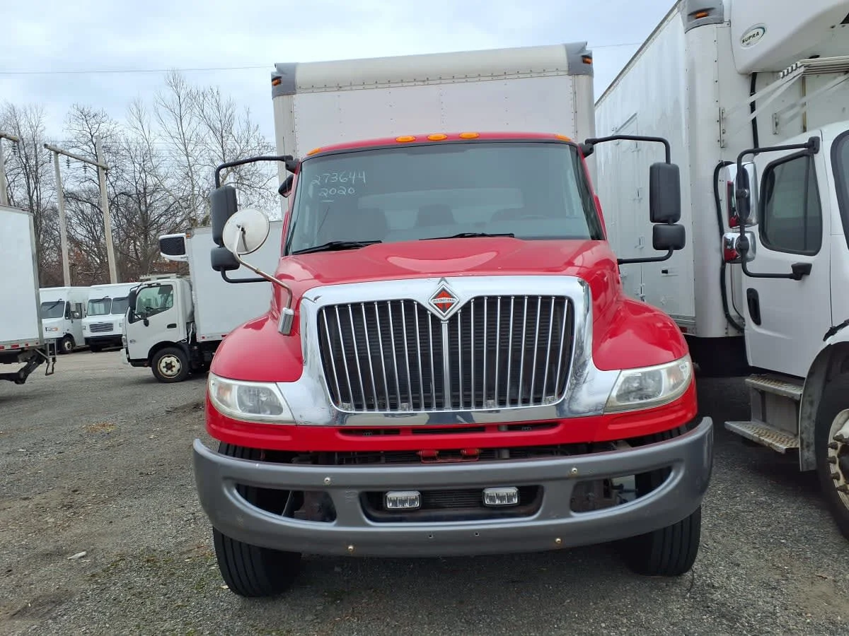 2020 International MV - image 2