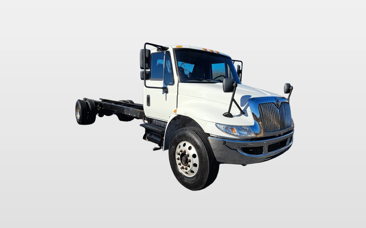 2019 International - image 1