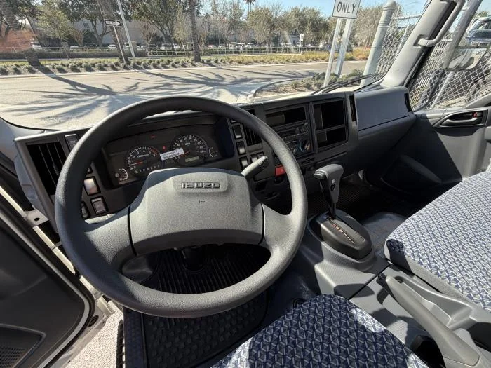 2025 Isuzu NRR in Orlando, FL — photo 9