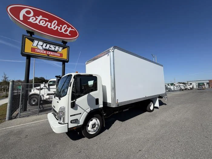 2025 Isuzu NRR in Orlando, FL — photo 2