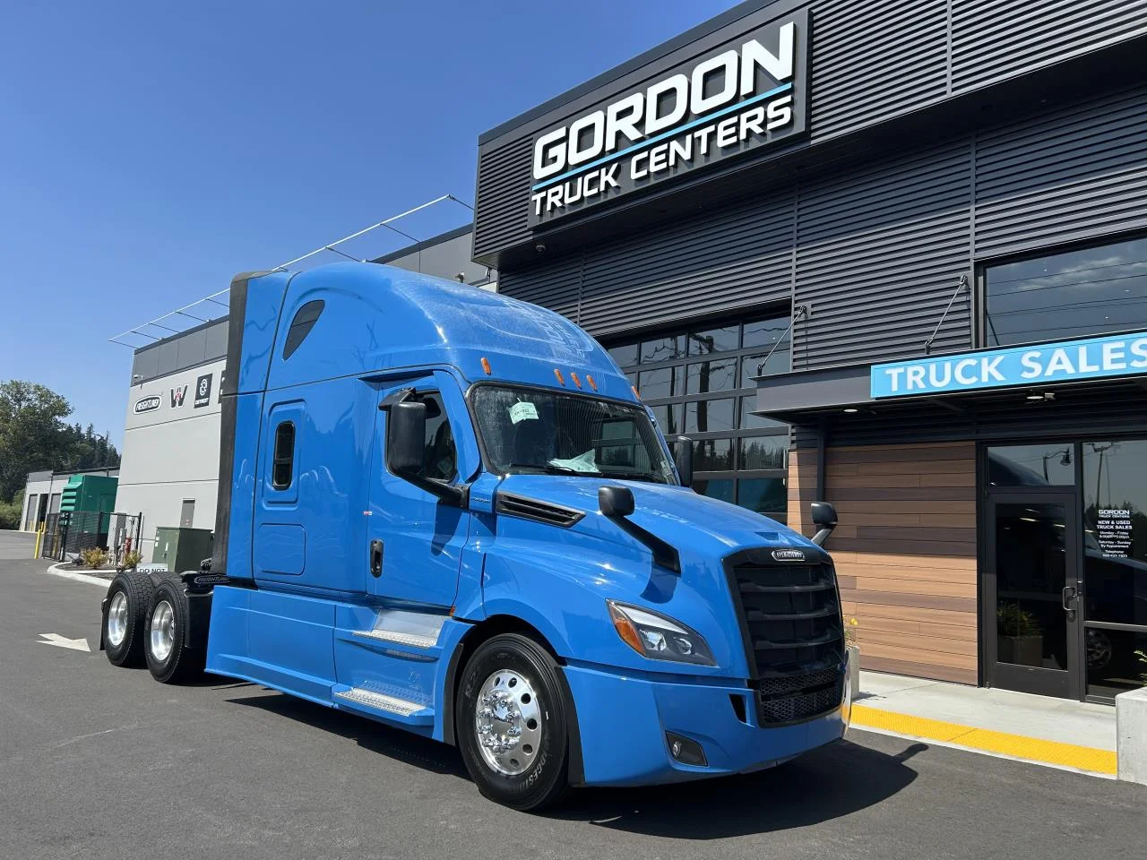2027 Freightliner Cascadia