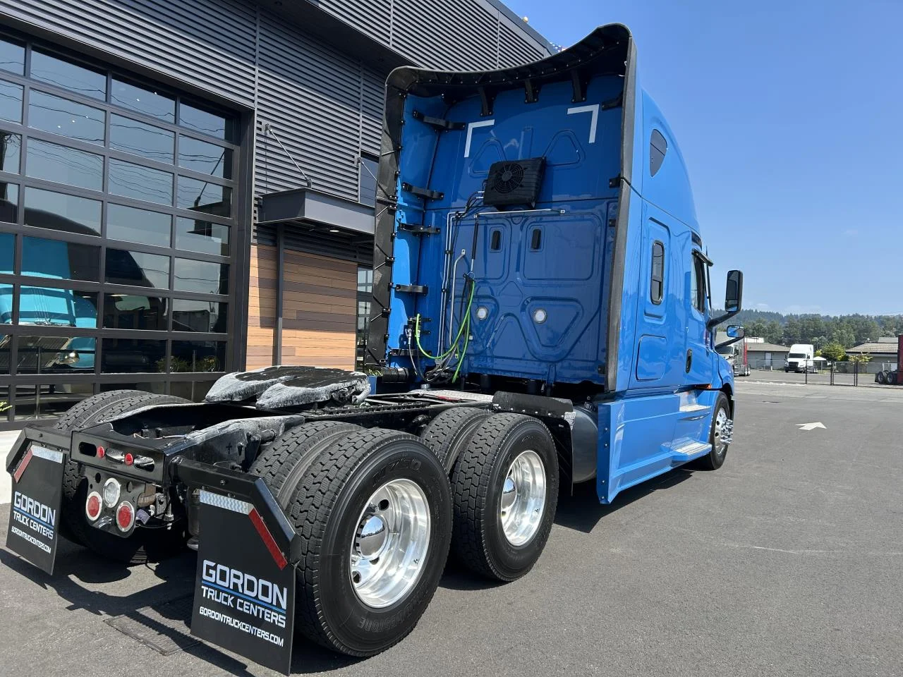 2027 Freightliner Cascadia in Nampa, ID — photo 5