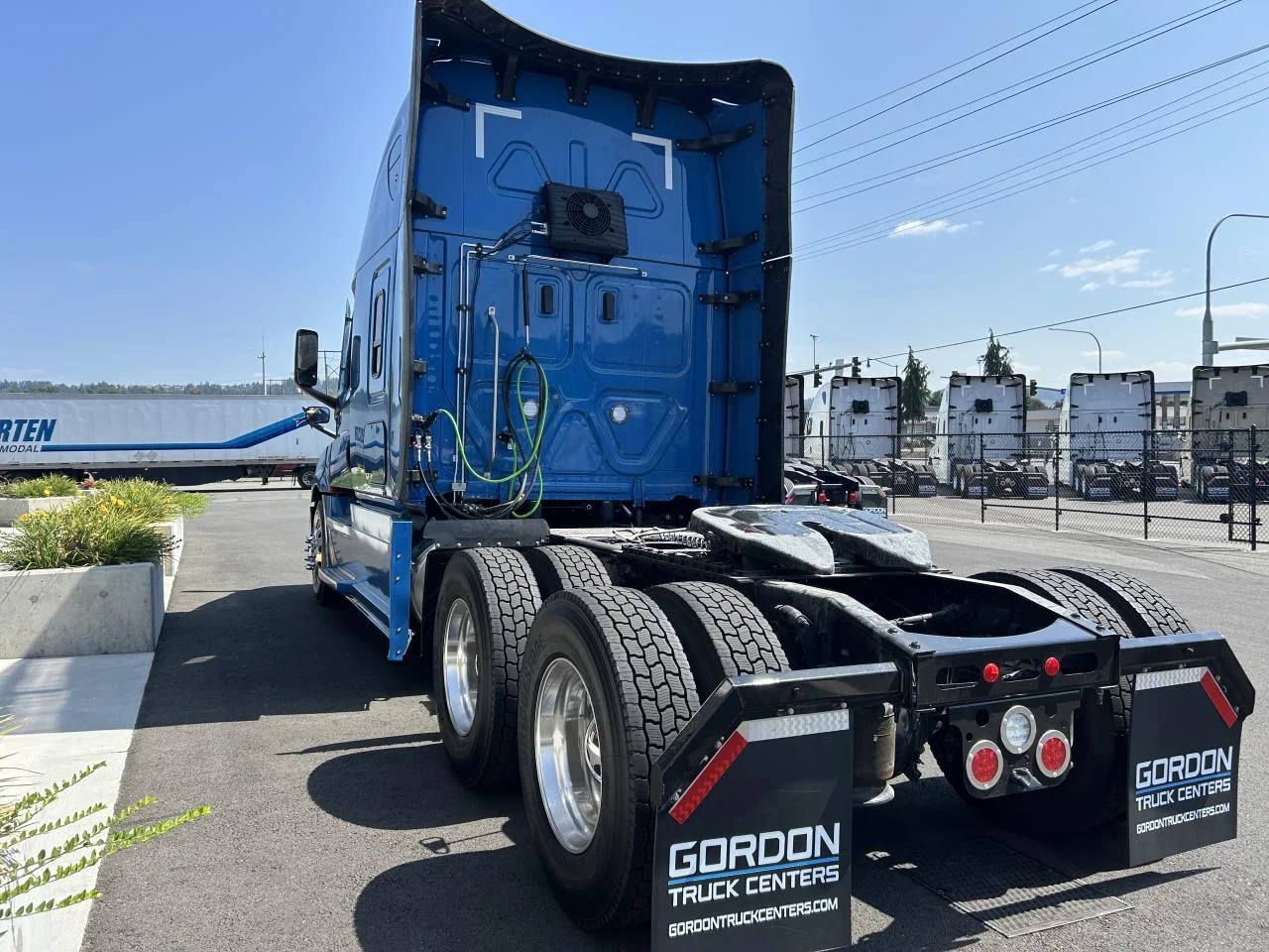 2027 Freightliner Cascadia in Nampa, ID — photo 4