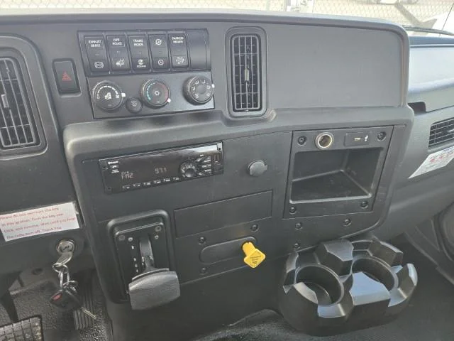 2019 International MV - image 9