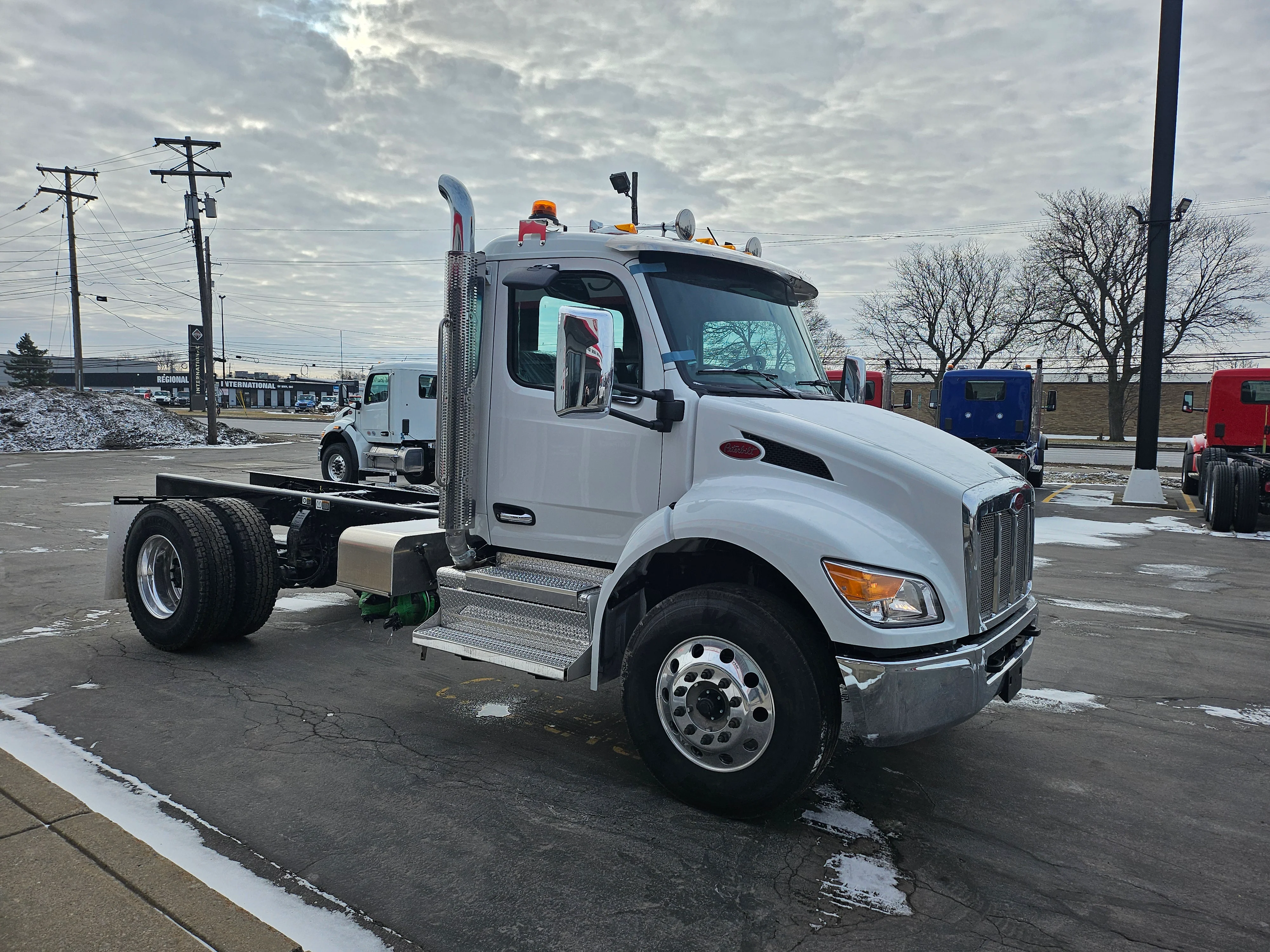 2026 Peterbilt 537 in BUFFALO, NY — photo 2
