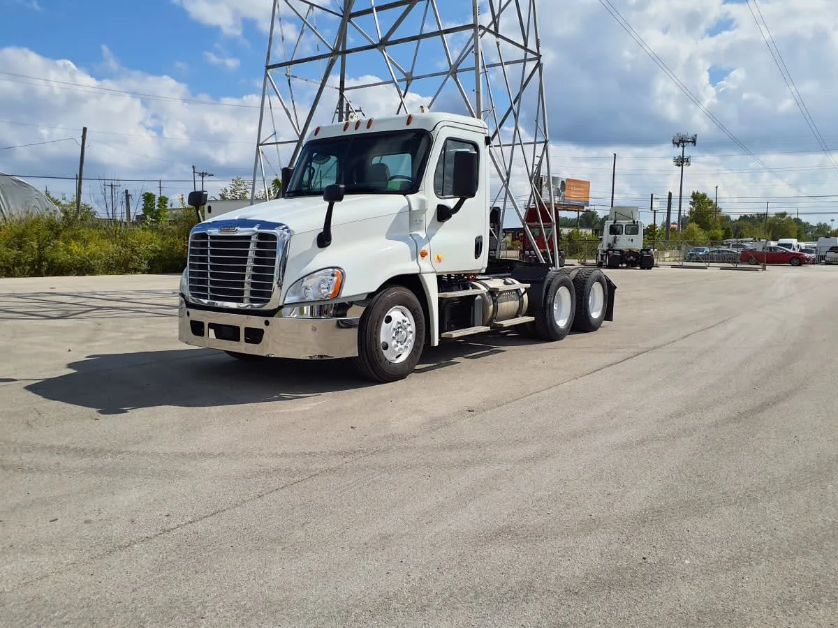 2019 Freightliner Cascadia in Indianapolis, IN