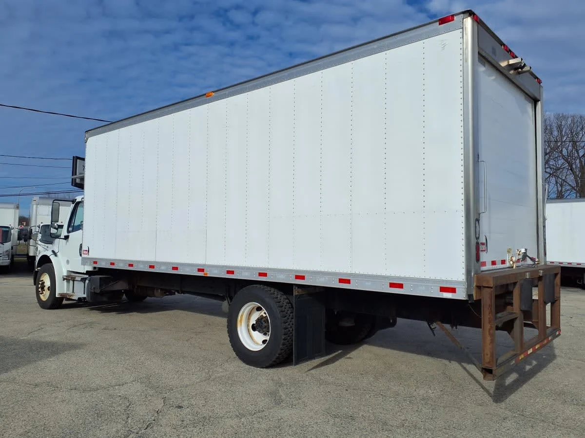 2021 Freightliner M2 106 in Warwick, RI — photo 6