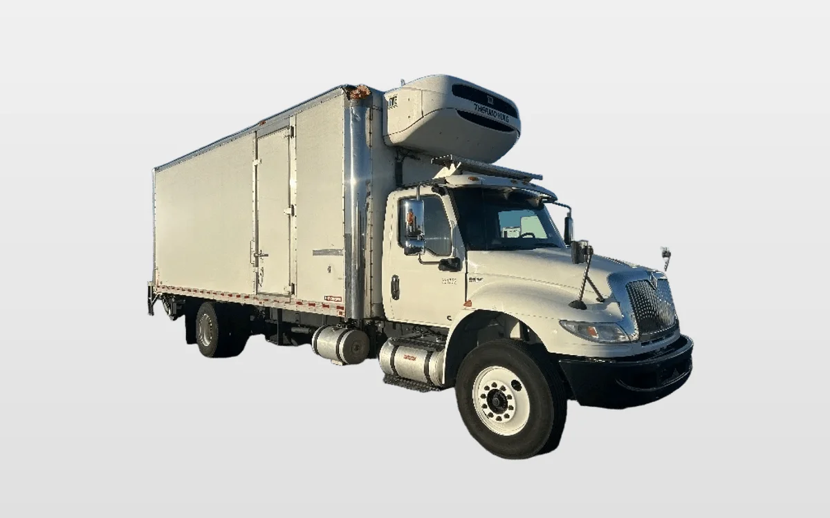 2020 International MV - image 1