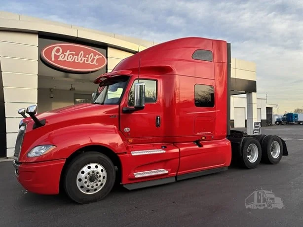 2019 International LT in Portland, OR