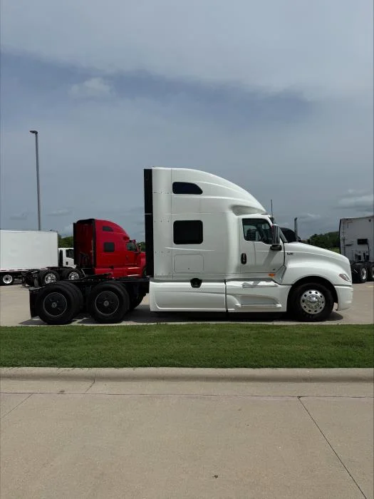 2026 International LT - image 5