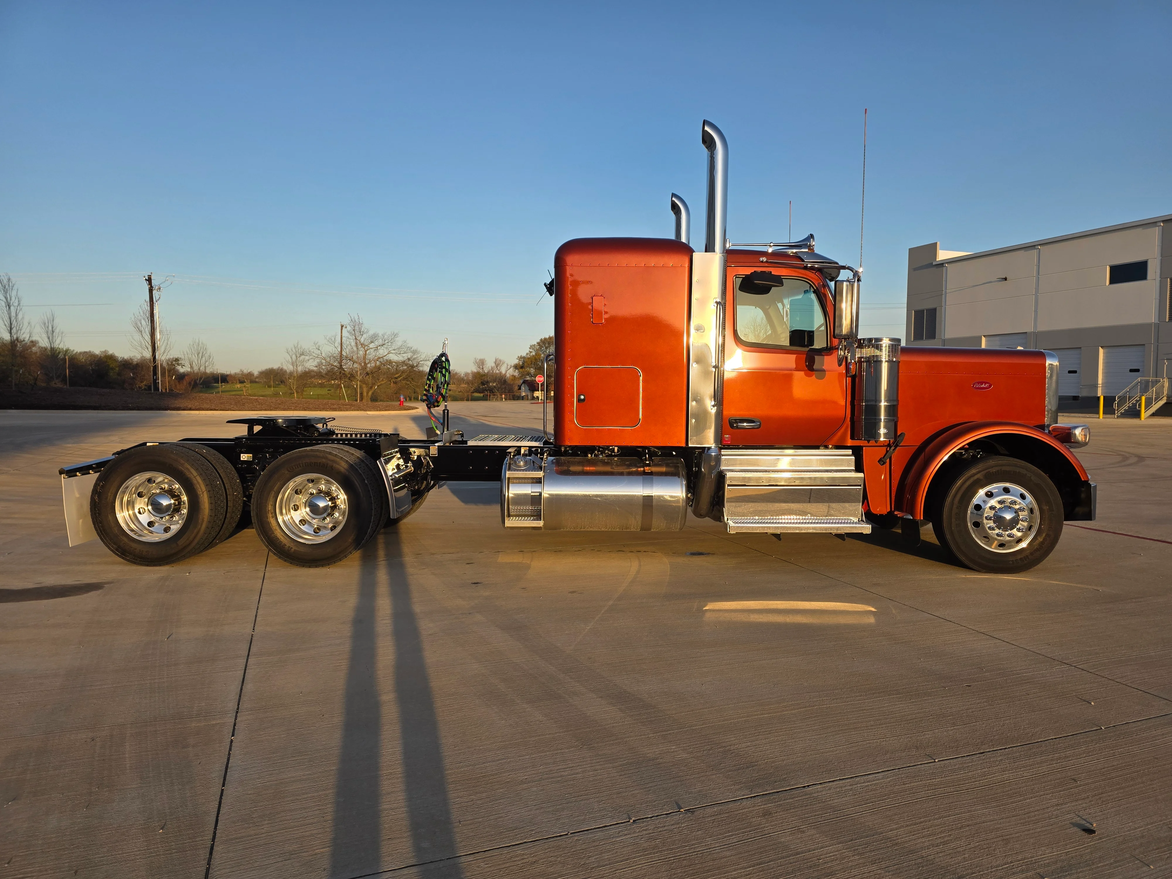 2027 Peterbilt 589 in Springfield, MO — photo 6