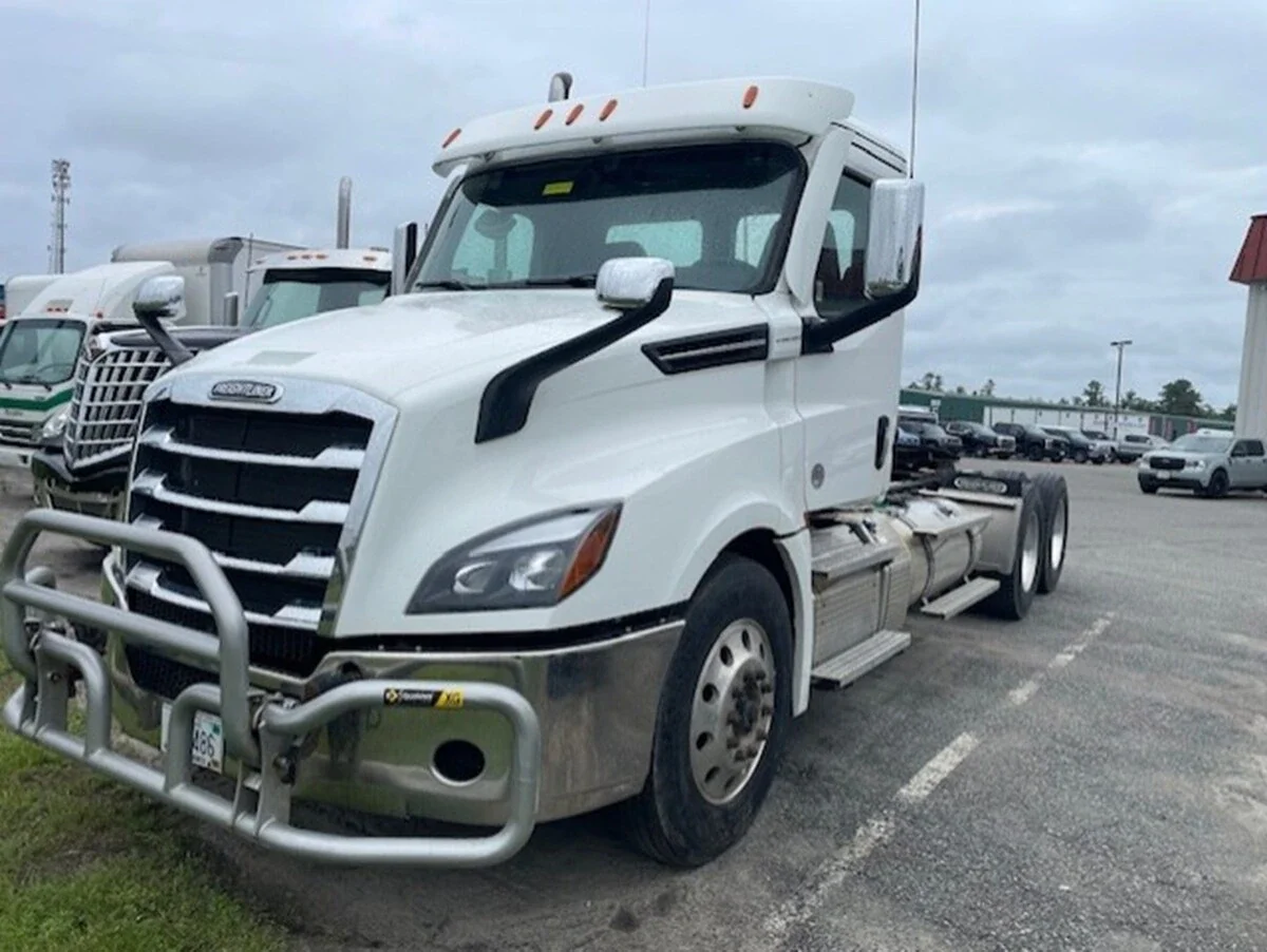 2023 Freightliner Cascadia in Bangor, ME