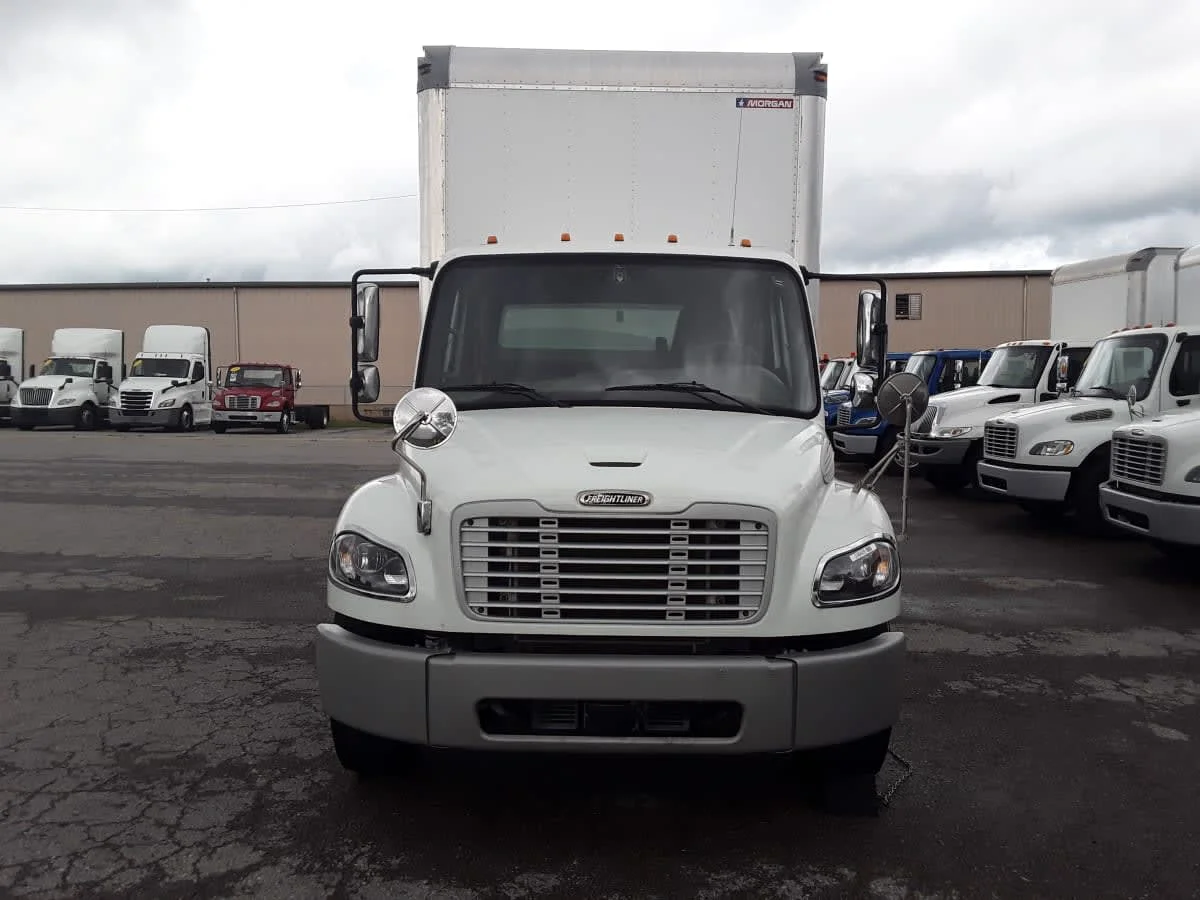 2020 Freightliner M2 106 in La Vergne, TN — photo 2
