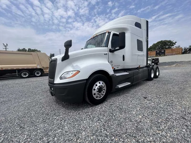 2021 International LT