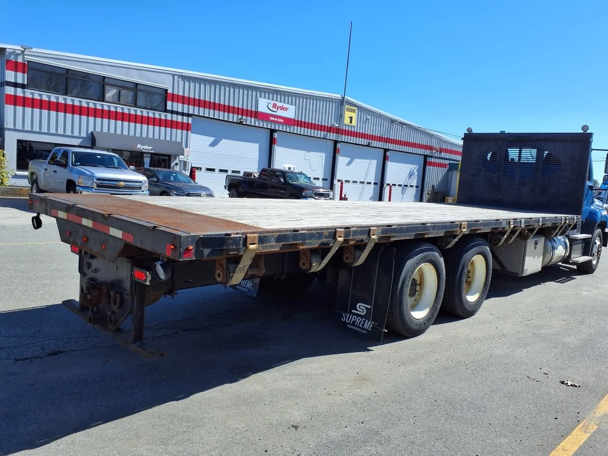 2019 Freightliner 114SD in Salisbury, MA — photo 4