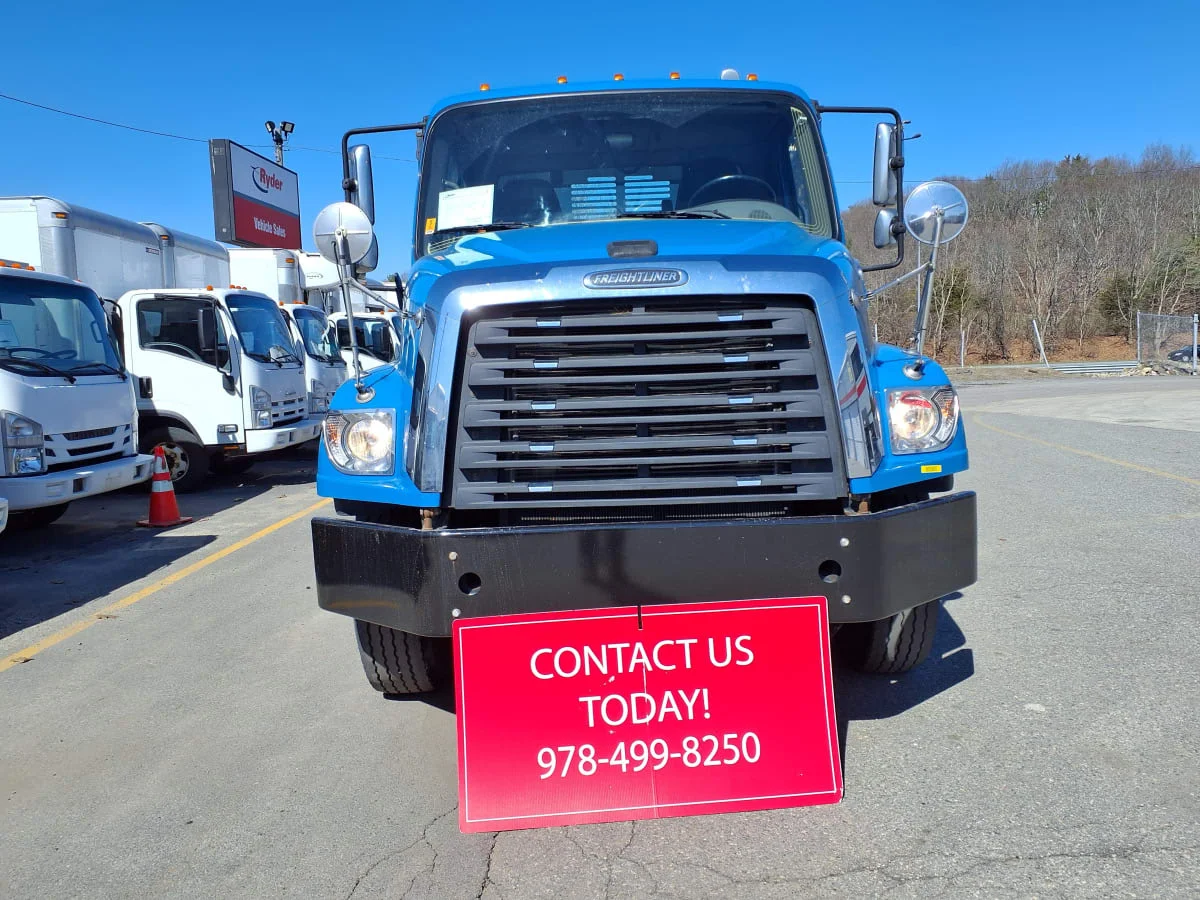 2019 Freightliner 114SD in Salisbury, MA — photo 2
