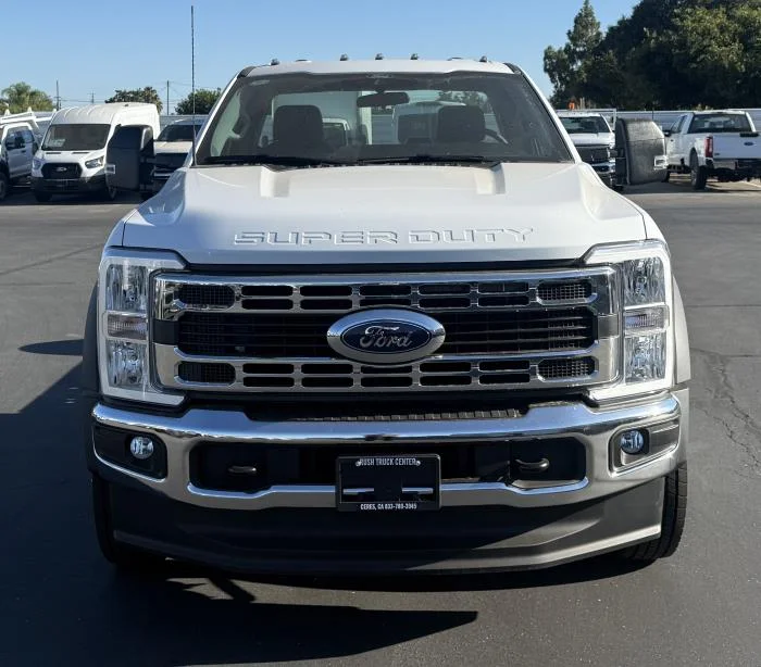 2026 Ford F-550 — photo 8