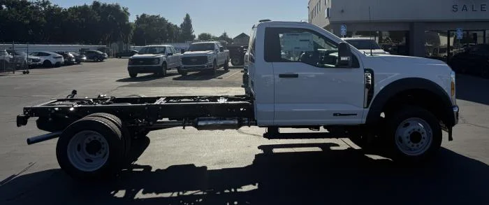 2026 Ford F-550 — photo 7