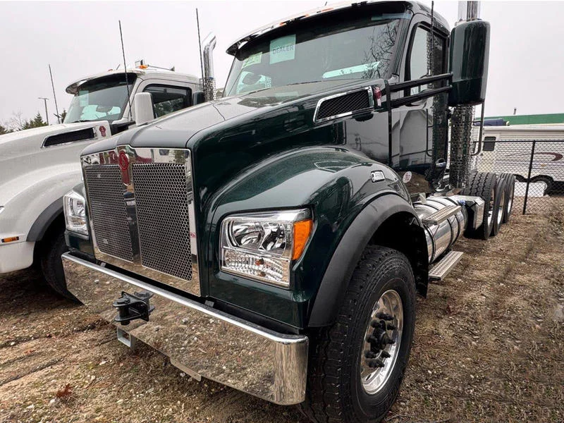 2026 Kenworth T880 in Medford, NY