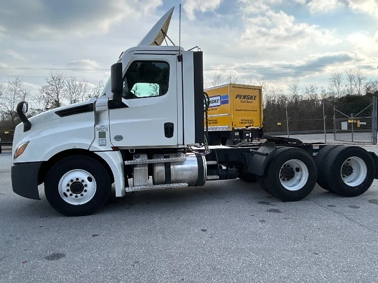 2021 Freightliner Cascadia in Atlanta (Conyers), GA — photo 4