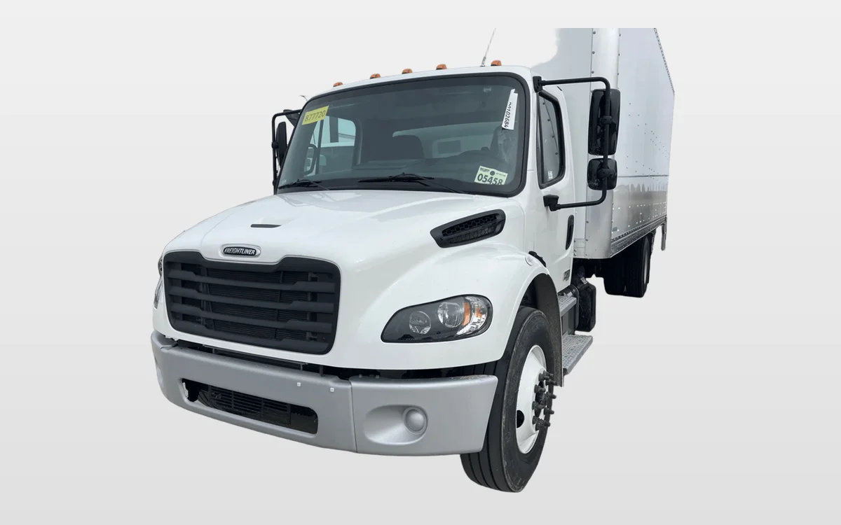 2025 Freightliner M2 106 - image 1