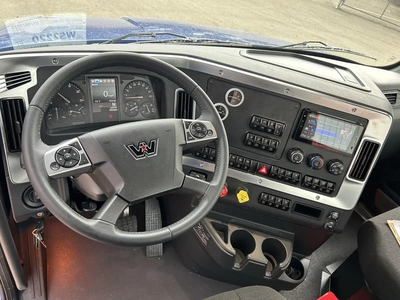 2026 Western Star 47X in Pittsburgh, PA — photo 12