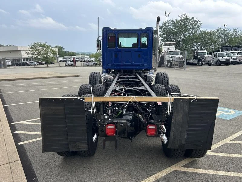 2026 Western Star 47X in Pittsburgh, PA — photo 5