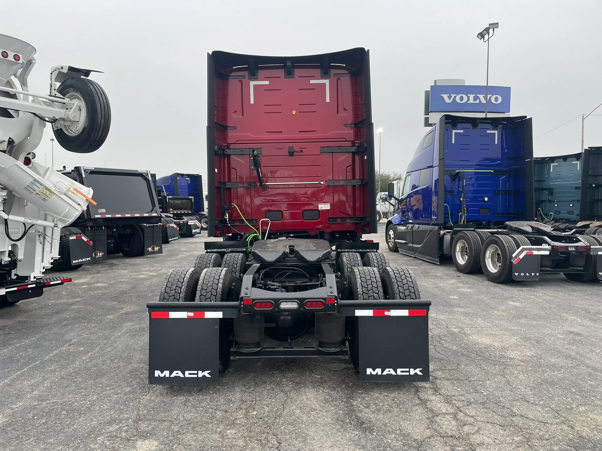 2026 Mack Pioneer in Fort Worth, TX — photo 5