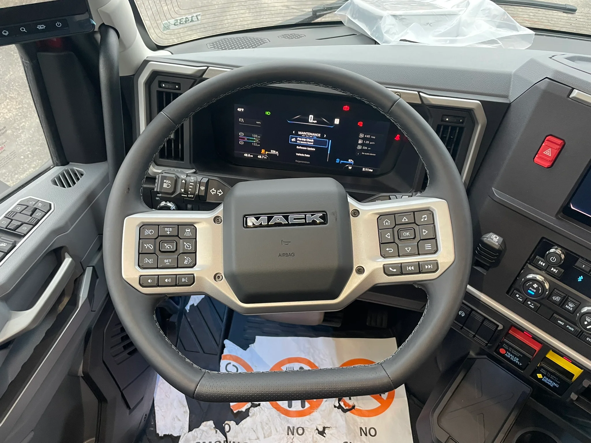 2026 Mack Pioneer in Fort Worth, TX — photo 15