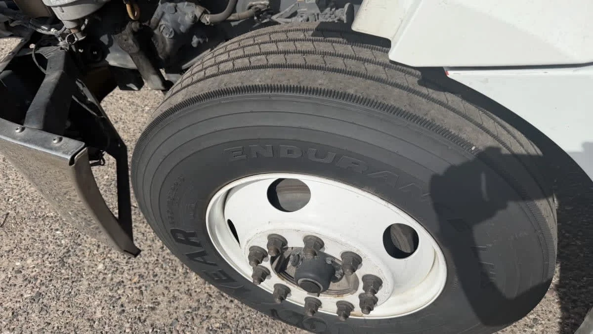 2022 Freightliner Cascadia in Phoenix, AZ — photo 17