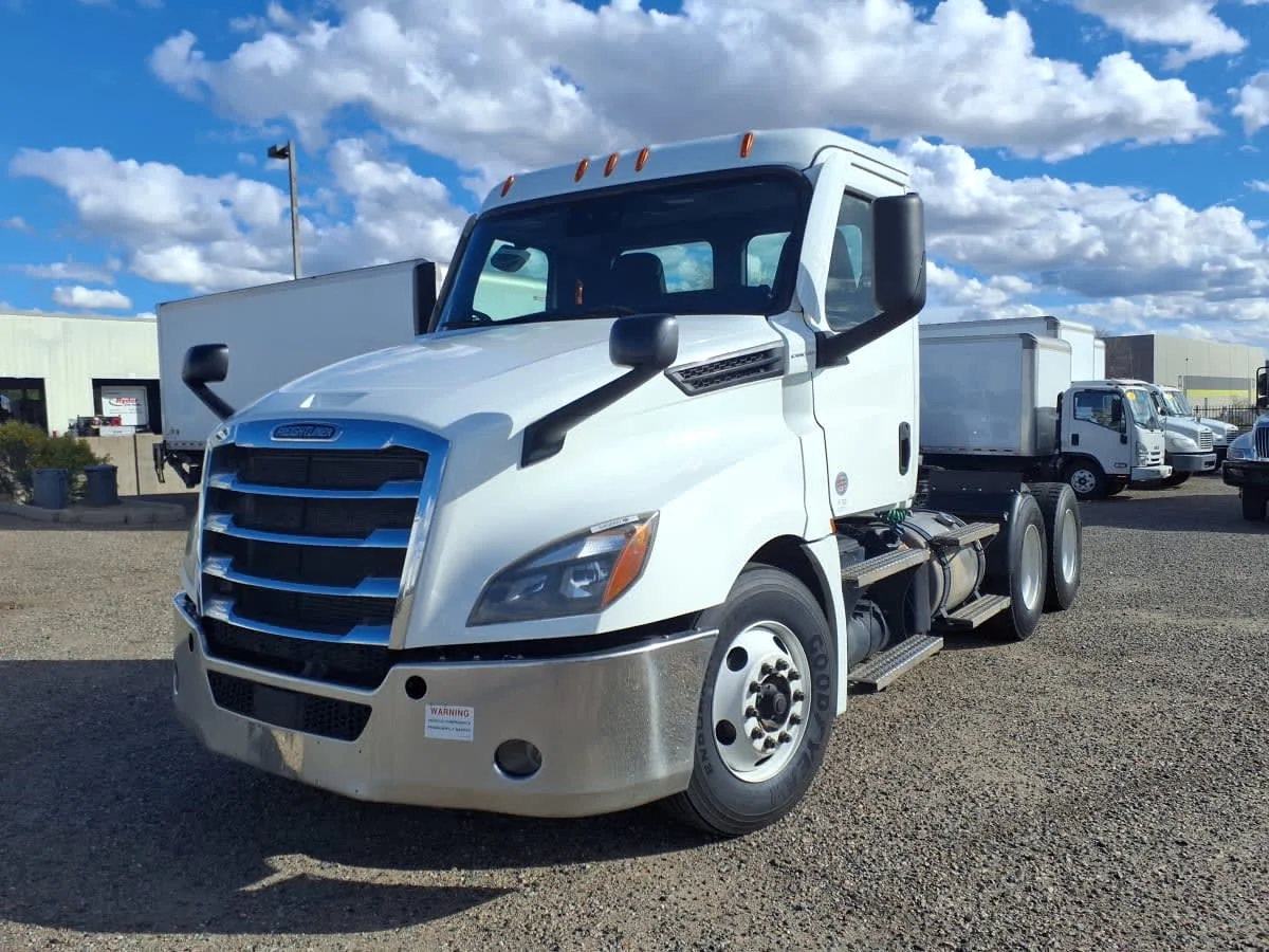 2022 Freightliner Cascadia in Phoenix, AZ