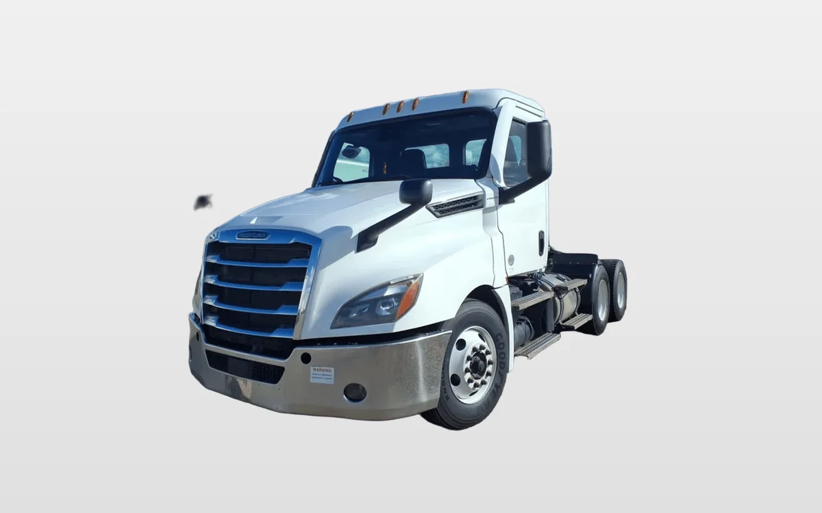 2022 Freightliner Cascadia - image 1