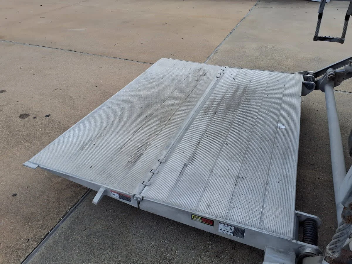 2020 Freightliner M2 106 - image 13