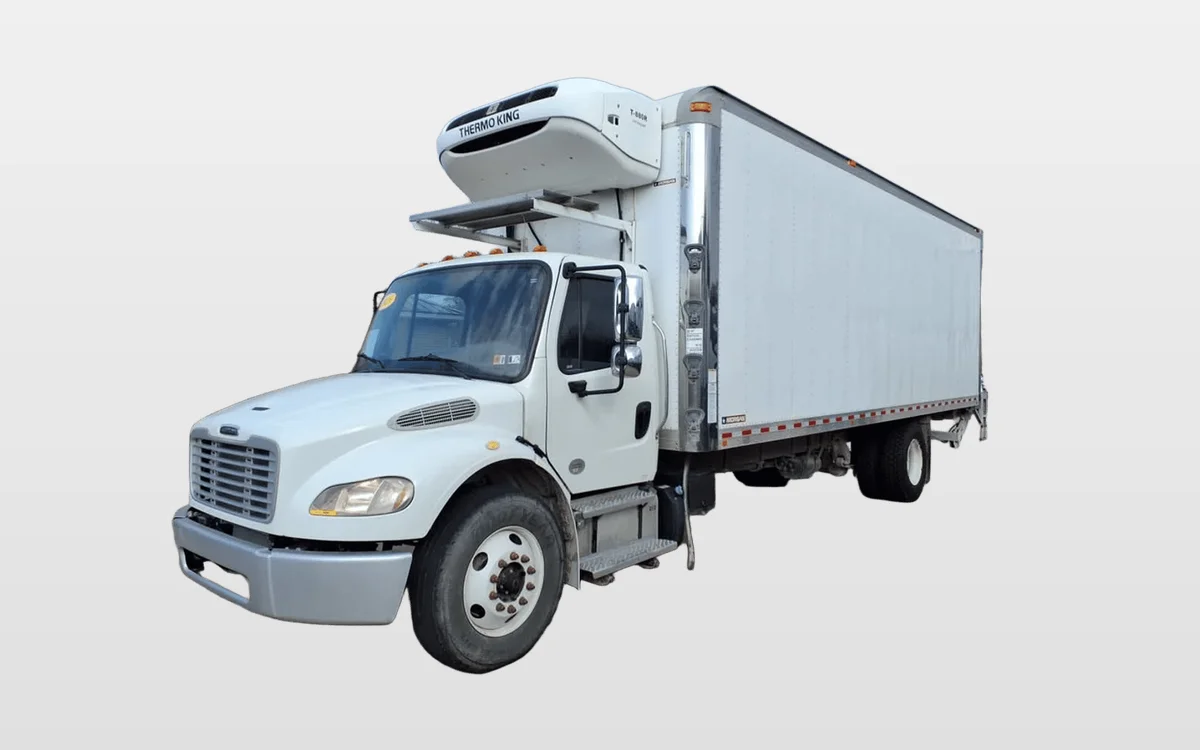 2020 Freightliner M2 106 - image 1